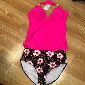 NWT Two-Piece Tankini Swimsuit Size XXL